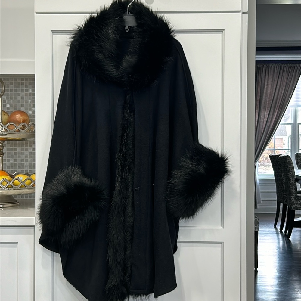 Black faux fur shawl